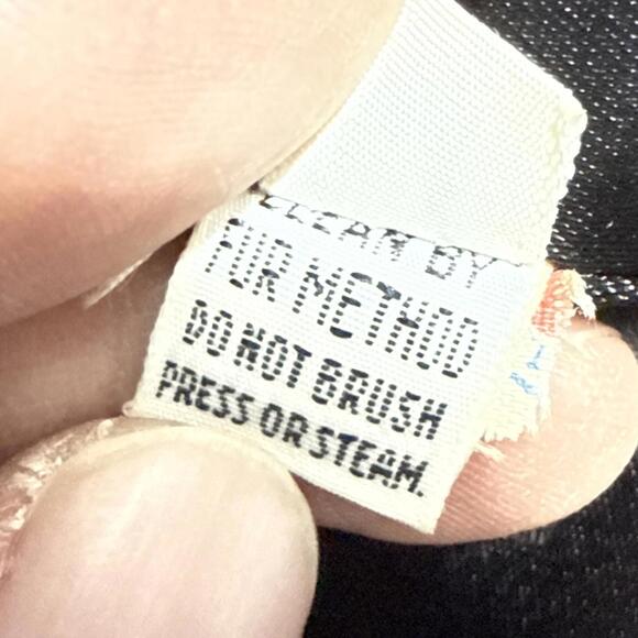 Women’s Vintage 1970’s - 1980’s Faux Fur Coat Union Made Silver Black READ - Picture 7 of 15